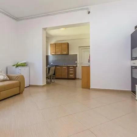 Ferienwohnung - D - Pula-sisan, Kroatien *